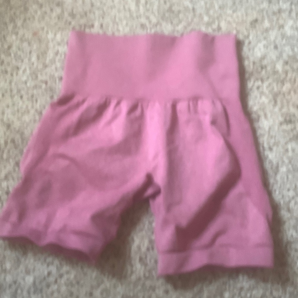 Pink contour gym biker shorts